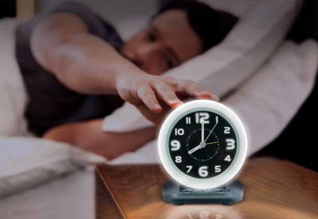 The Wake 'N' Shake Vintage Alarm Clock.